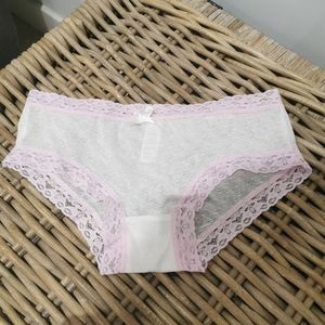 🍀3/$30 New white lace underwear panties